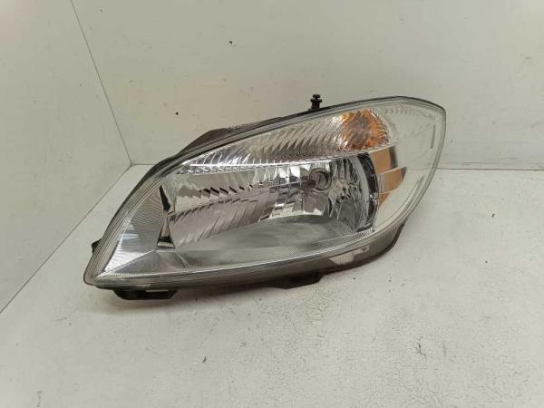 PHARE GAUCHE SKODA FABIA 3/2010-2014 / SKODA ROOMSTER 3/2010-2015 - Vue 1